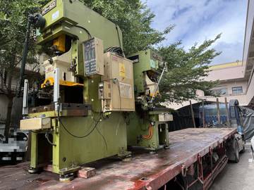 1379360_3d6f6ad4d98e32031087f9b6091f6ad2